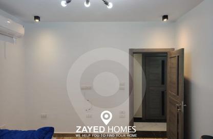 شقة - 3 غرف نوم - 3 حمامات للايجار في ذا كورت ياردز - كمبوندات الشيخ زايد - الشيخ زايد - الجيزة