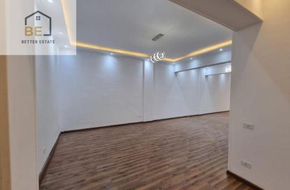 Apartment - 4 Bedrooms - 4 Bathrooms for sale in Al Narges 6 - Al Narges - New Cairo City - Cairo