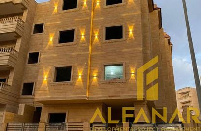 Apartment - 3 - 2 for sale in Mohamed Naguib Axis - Abou El Houl - New Cairo City - Cairo