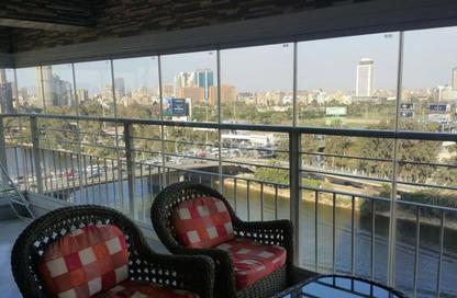 شقة - 3 غرف نوم - 3 حمامات للبيع في شارع كورنيش النيل - العجوزة - الجيزة شقة - 3 غرف نوم - 3 حمامات للبيع في شارع كورنيش النيل - العجوزة - الجيزة