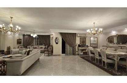 Apartment - 3 Bedrooms - 2 Bathrooms for sale in Al Lewaa Mahmoud Samy Basha St. - 6th Zone - Nasr City - Cairo