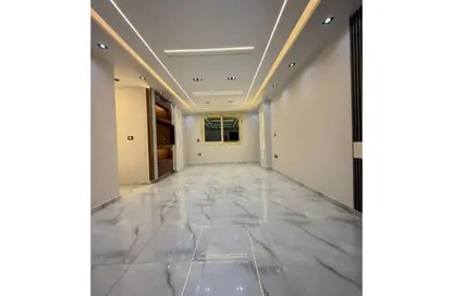 Apartment - 3 Bedrooms - 2 Bathrooms for sale in Gate 4 old - Horus - Hadayek El Ahram - Giza