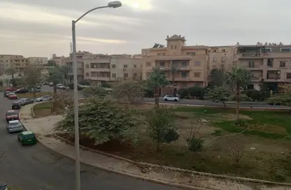 Apartment - 4 Bedrooms - 3 Bathrooms for sale in 26th of July Corridor - 6 October City - Giza