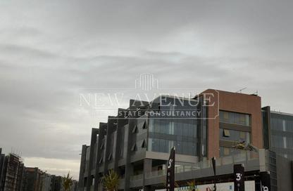 Retail - Studio - 1 Bathroom for rent in Three Sixty - 5th Settlement Compounds - The 5th Settlement - New Cairo City - Cairo
