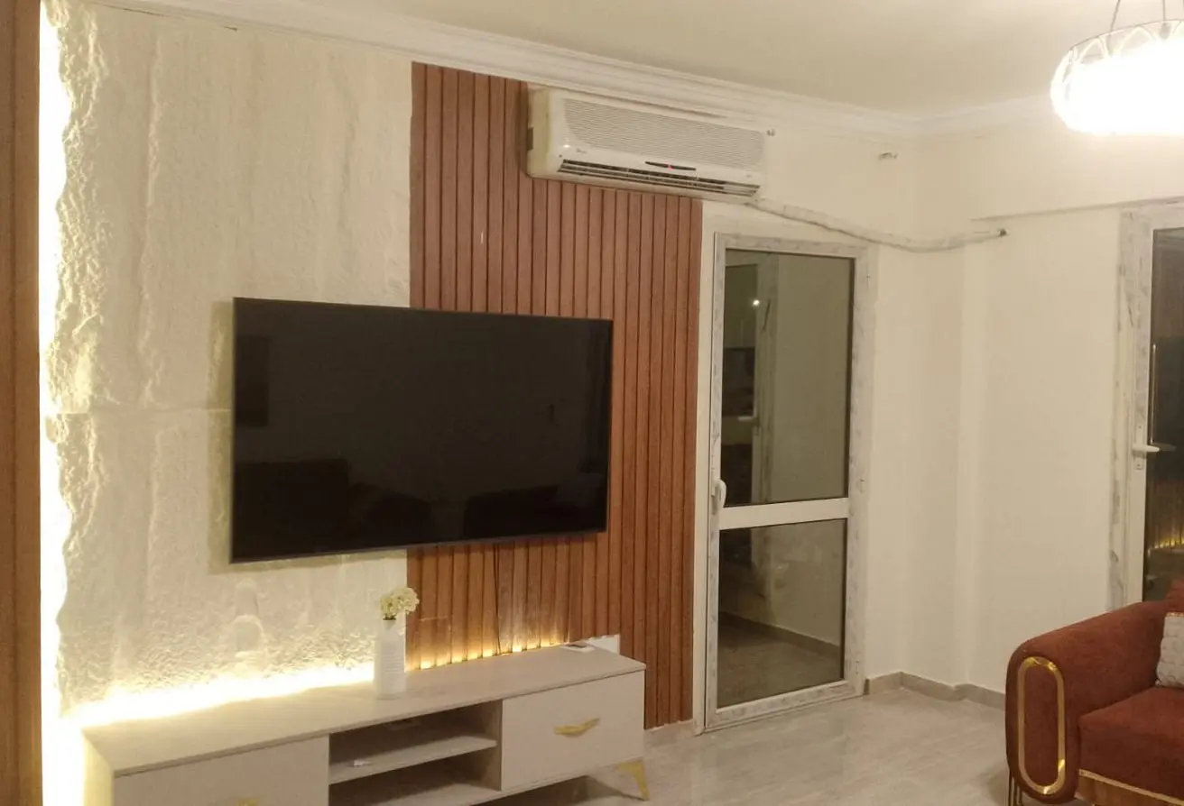 117001937 - Property Main Image