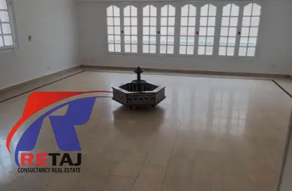 Duplex - 4 Bedrooms - 2 Bathrooms for rent in Gamal Al Din Dewidar St. - 8th Zone - Nasr City - Cairo