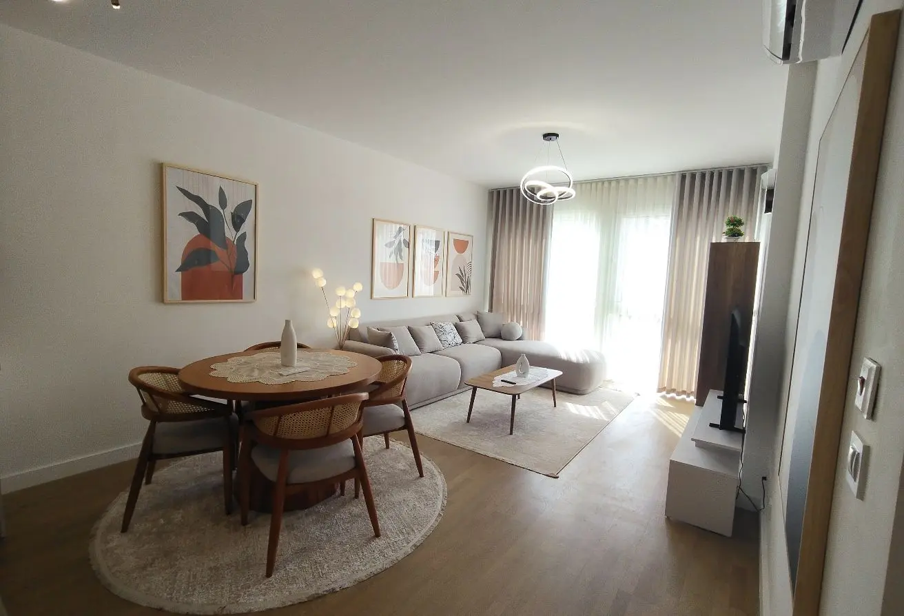 120882639 - Property Main Image