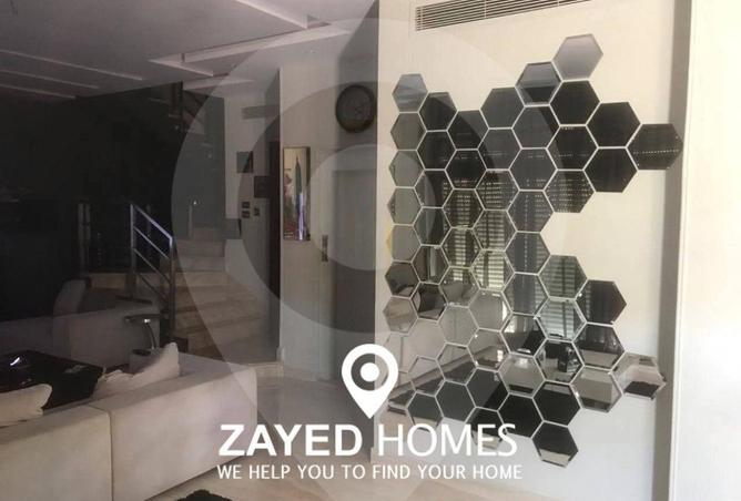 70374260 - Property Image 2