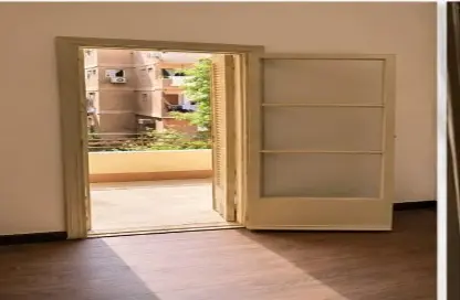 شقة - 3 غرف نوم - 2 حمامات للايجار في العجوزة - الجيزة