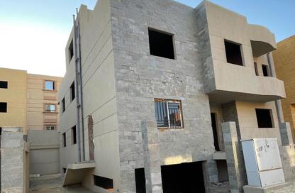 Villa - 7+ Bedrooms - 6 Bathrooms for sale in Palm Villa - Al Wahat Road - 6 October City - Giza Villa - 7+ Bedrooms - 6 Bathrooms for sale in Palm Villa - Al Wahat Road - 6 October City - Giza