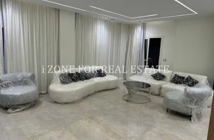 Duplex - 4 Bedrooms - 5 Bathrooms for rent in South Lotus - El Lotus - New Cairo City - Cairo