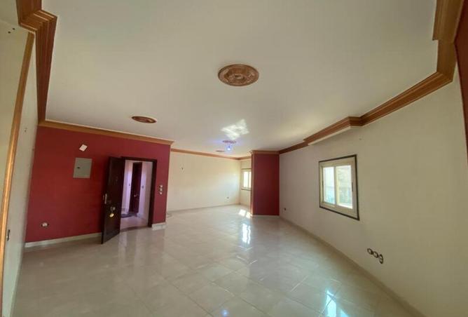 61439208 - Property Main Image