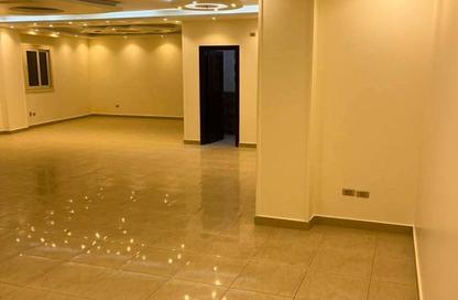 Apartment - 3 Bedrooms - 2 Bathrooms for rent in Al Yasmeen Square - El Yasmeen - New Cairo City - Cairo