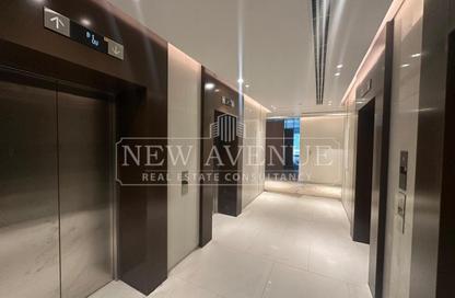 Office Space - Studio - 1 for sale in Golden Gate - South Teseen St. - The 5th Settlement - New Cairo City - Cairo
