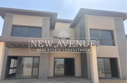 Villa - 5 Bedrooms - 7 Bathrooms for sale in Swan Lake Residence - 5th Settlement Compounds - The 5th Settlement - New Cairo City - Cairo