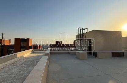 Office Space - Studio - 2 Bathrooms for sale in District 5 - 5th Settlement Compounds - The 5th Settlement - New Cairo City - Cairo Office Space - Studio - 2 Bathrooms for sale in District 5 - 5th Settlement Compounds - The 5th Settlement - New Cairo City - Cairo