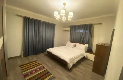 شقة - 3 غرف نوم - 3 حمامات للايجار في شارع الثوره - الدقي - الجيزة