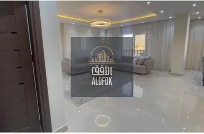 Apartment - 3 Bedrooms - 3 Bathrooms for sale in Ganoob El Acadimia - New Cairo City - Cairo