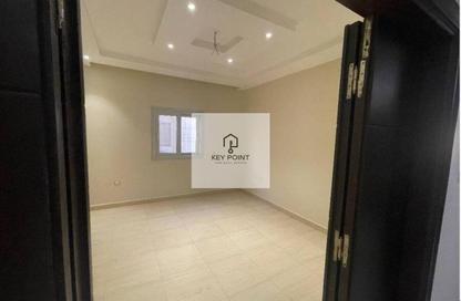 Apartment - 3 Bedrooms - 2 Bathrooms for sale in El Banafseg Apartment Buildings - El Banafseg - New Cairo City - Cairo