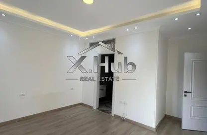 شقة - 3 غرف نوم - 3 حمامات للايجار في ذا كورت ياردز - كمبوندات الشيخ زايد - الشيخ زايد - الجيزة