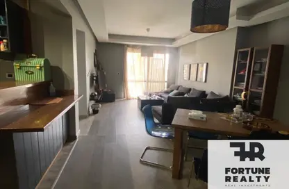 Apartment - 2 Bedrooms - 2 Bathrooms for sale in Eastown - 5th Settlement Compounds - The 5th Settlement - New Cairo City - Cairo