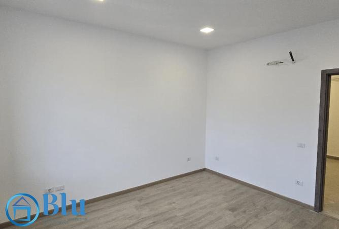 8681832 - Property Image 3