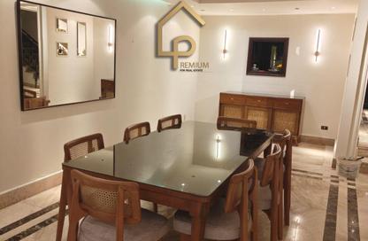 Townhouse - 5 Bedrooms - 4 Bathrooms for rent in Street 10 - Greens - 6th District - Sheikh Zayed City - Giza