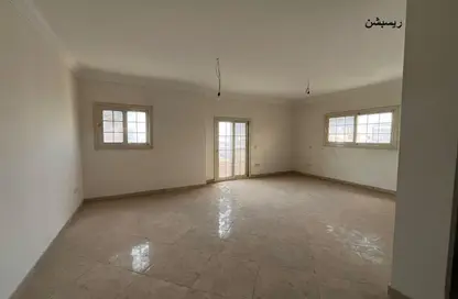 Apartment - 3 Bedrooms - 2 Bathrooms for rent in Orouba Axis - Area A - Ganoob El Acadimia - New Cairo City - Cairo
