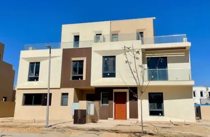 Townhouse - 5 Bedrooms - 5 Bathrooms for sale in Vye Sodic - New Zayed City - Sheikh Zayed City - Giza