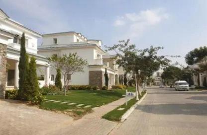 Villa - 4 Bedrooms - 5 Bathrooms for sale in Mountain View 2 - 5th Settlement Compounds - The 5th Settlement - New Cairo City - Cairo