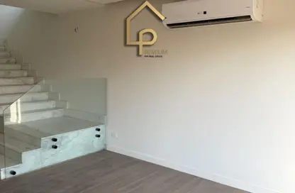 فيلا - 4 غرف نوم - 4 حمامات للايجار في جولف فيوز - طريق مصر اسكندرية الصحراوي - مدينة 6 أكتوبر - الجيزة