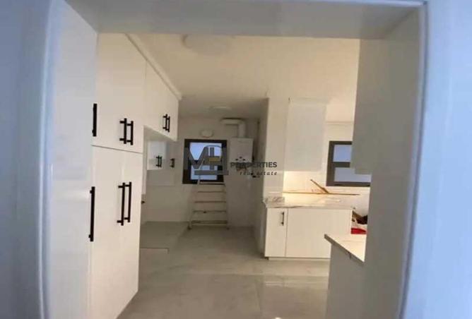 103198010 - Property Main Image