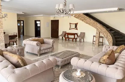 Penthouse - 5 Bedrooms - 3 Bathrooms for sale in Thirteenth Sector - Zahraa El Maadi - Hay El Maadi - Cairo