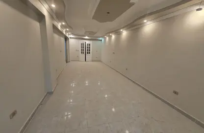 Apartment - 3 Bedrooms - 2 Bathrooms for sale in Zahraa El Maadi - Hay El Maadi - Cairo