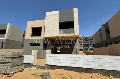 Villa - 5 Bedrooms - 4 Bathrooms for sale in HAP Town - Mostakbal City Compounds - Mostakbal City - Future City - Cairo