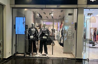 Retail - Studio - 2 Bathrooms for sale in Downtown - 5th Settlement Compounds - The 5th Settlement - New Cairo City - Cairo