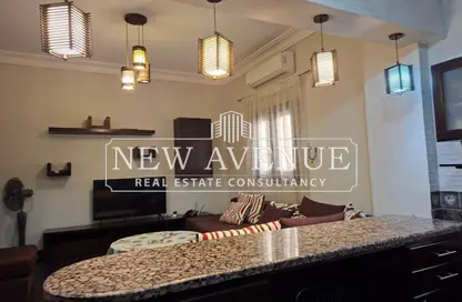 شقة - 2 غرف نوم - 2 حمامات للبيع في شارع دكتور ياسين عبد الغفار - المنطقة ج - حى جنوب الاكايمية - مدينة القاهرة الجديدة - القاهرة