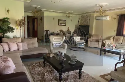 شقة - 3 غرف نوم - 2 حمامات للايجار في المنطقة ج - حى جنوب الاكايمية - مدينة القاهرة الجديدة - القاهرة