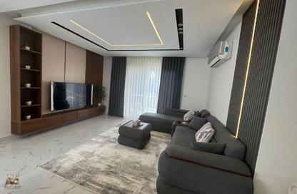 Apartment - 3 Bedrooms - 3 Bathrooms for rent in Centerville - Hyde Park - New Cairo City - Cairo