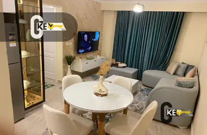 شقة - 2 غرف نوم - 2 حمامات للايجار في B6 - مدينتي - القاهرة