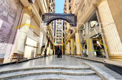 Apartment - 3 Bedrooms - 2 Bathrooms for sale in Smouha - Hay Sharq - Alexandria