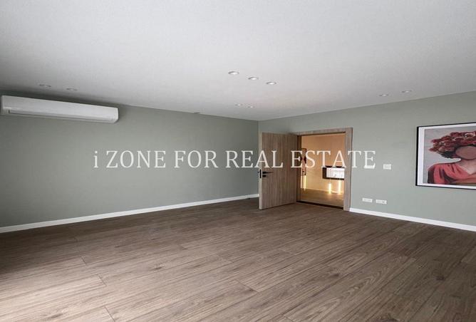 53983820 - Property Image 3