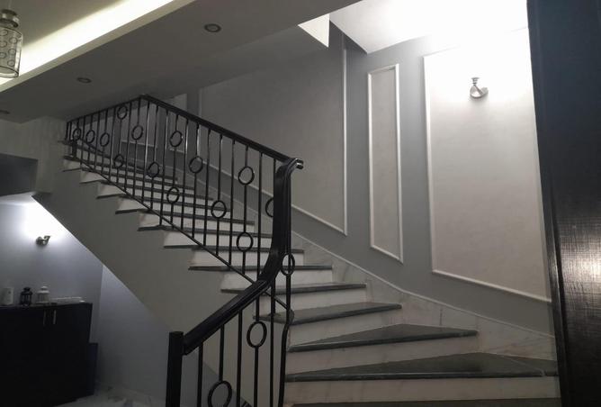77327389 - Property Image 2