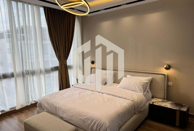 98012115 - Property Image 2