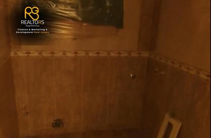 Whole Building - 6 - 3 for sale in Ibni Baitak District K - 10th of Ramadan City - Sharqia