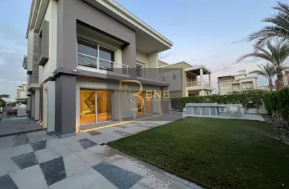 فيلا - 4 غرف نوم - 5 حمامات للايجار في كايرو فيستيفال سيتى - المستثمرين الشمالية - مدينة القاهرة الجديدة - القاهرة