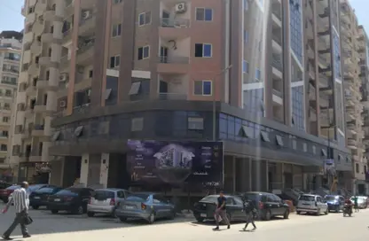 شقة - 3 غرف نوم - 2 حمامات للبيع في طريق المقطم القطاميه - الهضبة الوسطي - المقطم - القاهرة