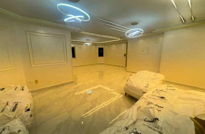 Apartment - 3 Bedrooms - 2 Bathrooms for sale in Helmy Abd Al Aty St. - 8th Zone - Nasr City - Cairo