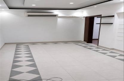 Office Space - 3 Bedrooms - 2 Bathrooms for rent in Gameat Al Dewal Al Arabeya St. - Mohandessin - Giza