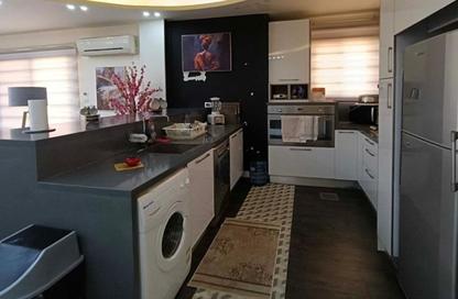 Apartment - 4 Bedrooms - 3 Bathrooms for sale in Al Bostan St. - 9th District - Sheikh Zayed City - Giza